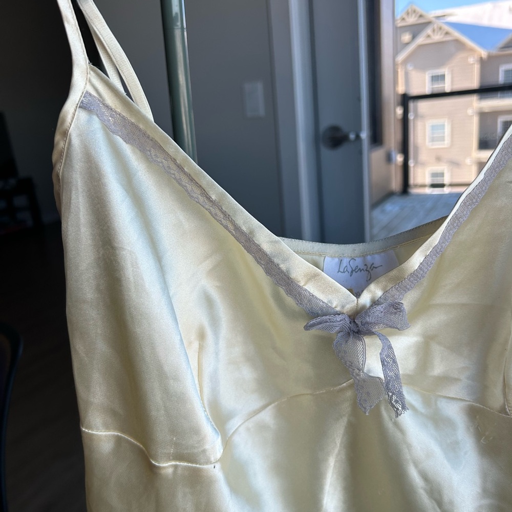 La SENZA Buttery Yellow Satin Camisole Top - Picture 5 of 10